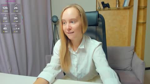 Snapshot of nicolavanderbie chatting on 11/22/25, 07:35 Nicoletta online show from 11/22/25, 07:35