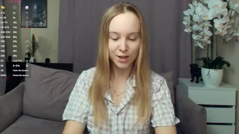 Snapshot of nicolavanderbie chatting on 01/09/26, 07:04 Nicoletta online show from 01/09/26, 07:04