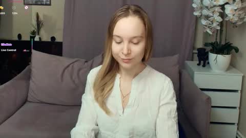 Snapshot of nicolavanderbie chatting on 01/15/26, 07:06 Nicoletta online show from 01/15/26, 07:06