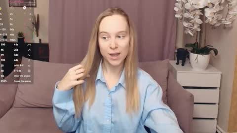 Snapshot of nicolavanderbie chatting on 02/02/26, 07:01 Nicoletta online show from 02/02/26, 07:01