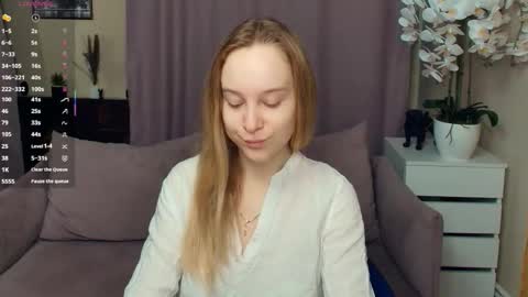 Snapshot of nicolavanderbie chatting on 02/07/26, 06:55 Nicoletta online show from 02/07/26, 06:55