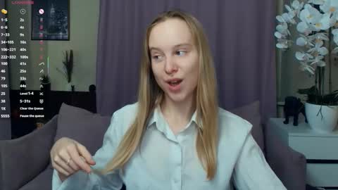 Snapshot of nicolavanderbie chatting on 02/20/26, 09:15 Nicoletta online show from 02/20/26, 09:15