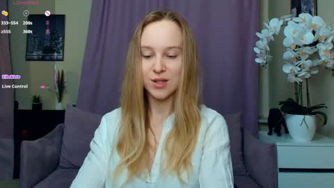 Nicoletta online show from 04/03/26, 06:39