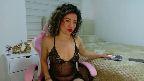 Nicol  online show from 09/12/25, 02:28