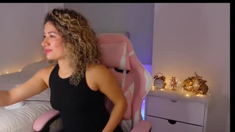 Nicol  online show from 03/05/26, 01:40