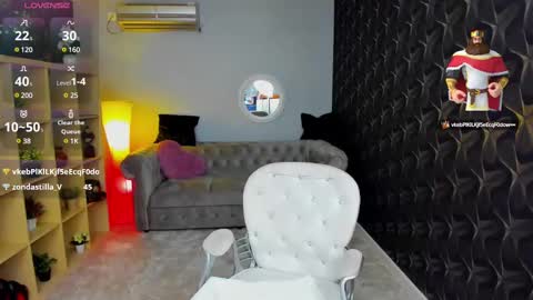 Snapshot of nicole___19 chatting on 03/11/25, 10:31 Nico online show from 03/11/25, 10:31