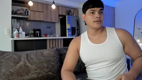 Snapshot of nicole_and_thiago1 chatting on 01/08/26, 02:52 nicole_and_thiago1 online show from 01/08/26, 02:52