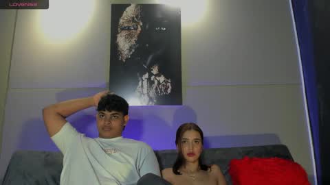 nicole_and_thiago1 online show from 05/03/26, 10:05