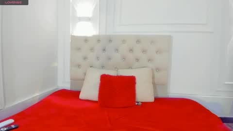 nicole_and_thiago1 online show from 05/30/26, 11:02
