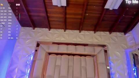 Nicole  online show from 11/09/25, 07:23