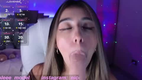 Nicole online show from 03/03/25, 10:10