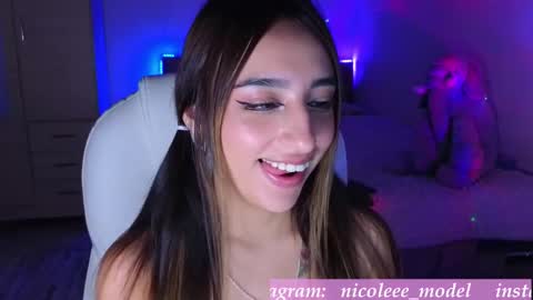 Nicole online show from 10/25/25, 05:19