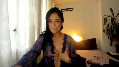 Nicole online show from 12/27/24, 08:18