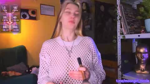 Snapshot of nicole_matt chatting on 11/16/25, 06:13 Nicole online show from 11/16/25, 06:13