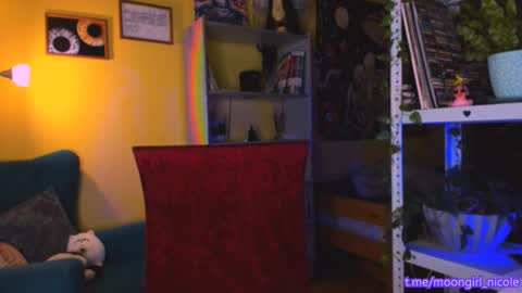 Snapshot of nicole_matt chatting on 11/29/25, 02:03 Nicole online show from 11/29/25, 02:03