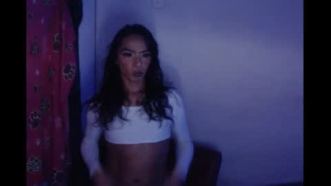 nicole_mejias1001 online show from 04/01/26, 11:13