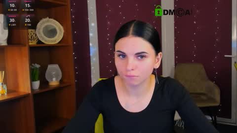 nicole_muah online show from 11/17/25, 02:34