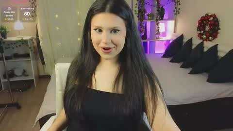 My name is Nicole. I m completely new here online show from 01/10/26, 05:37