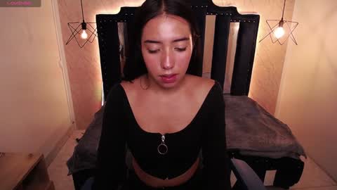 Snapshot of nicole_samantha chatting on 01/20/25, 02:57 Samantha online show from 01/20/25, 02:57