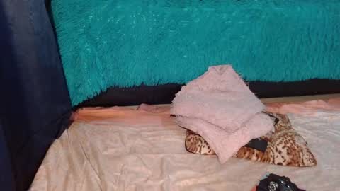  Anna Nicole  online show from 12/03/25, 04:27