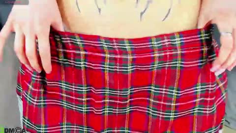 Snapshot of nicole_vasquezz chatting on 05/11/26, 02:45 Nicole My schedule for the week 2 GMT 9am-15pm Mo Tu Th Fr online show from 05/11/26, 02:45