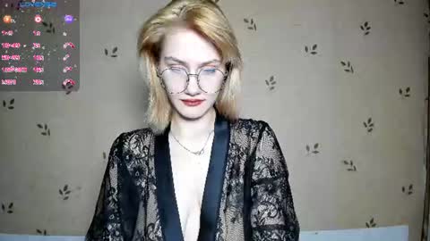 Snapshot of nicoledaviss_ chatting on 06/23/26, 07:23 NicoleDavis online show from 06/23/26, 07:23