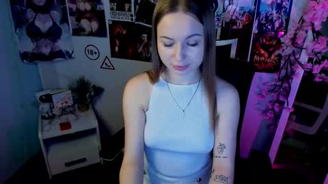 Nicole online show from 11/15/25, 07:49