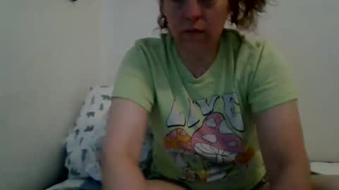 Nicole online show from 03/25/26, 10:49