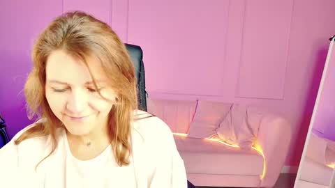 Snapshot of nicolehits chatting on 11/01/25, 09:22 nicolehits online show from 11/01/25, 09:22