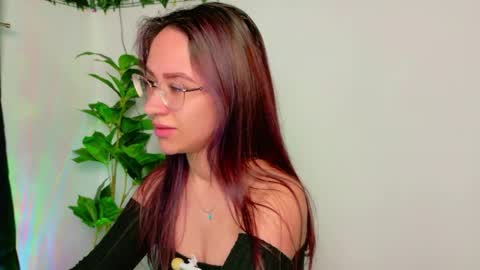 nicoleirisxxx online show from 04/02/26, 05:16