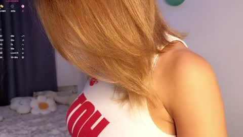 Nicole online show from 05/26/26, 06:59