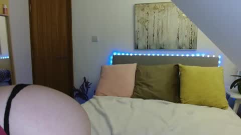   Birthday  online show from 04/28/26, 10:26