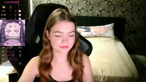 NicoleMeew online show from 01/19/25, 10:39