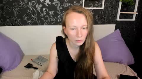 Nicole online show from 03/26/26, 01:06