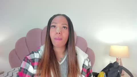 Snapshot of nicoleparadise_ chatting on 11/10/25, 12:37 NICOLE online show from 11/10/25, 12:37