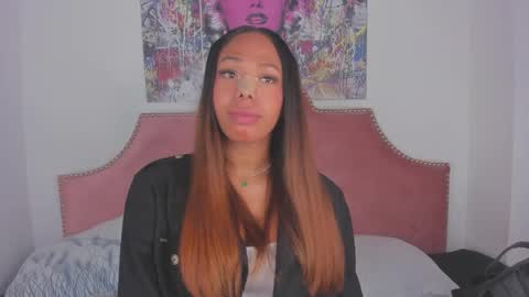 Snapshot of nicoleparadise_ chatting on 11/14/25, 12:48 NICOLE online show from 11/14/25, 12:48