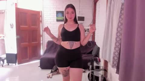 Nicol independent model online show from 09/13/25, 05:46