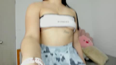 Snapshot of nicolesantana21 chatting on 11/12/25, 05:57 nicole santana online show from 11/12/25, 05:57