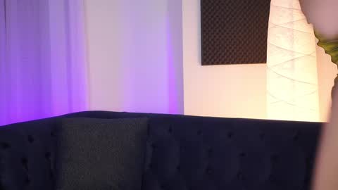 Sarah online show from 02/13/25, 07:52