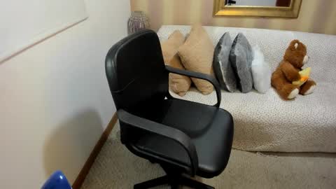 Nicolettcolin  online show from 09/09/25, 07:02