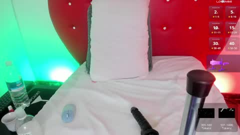 nicolette online show from 06/07/26, 12:15