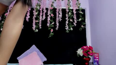 nicolfontana  online show from 01/13/26, 12:21