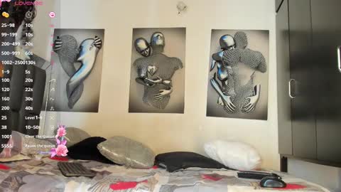 nicolle_hanks1 online show from 03/09/25, 01:25