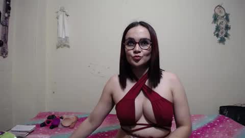 nicolle_sky online show from 03/05/25, 03:08