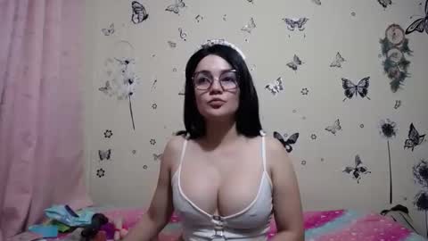 nicolle_sky online show from 03/14/26, 08:53