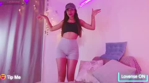 Nicolle online show from 02/04/26, 10:54