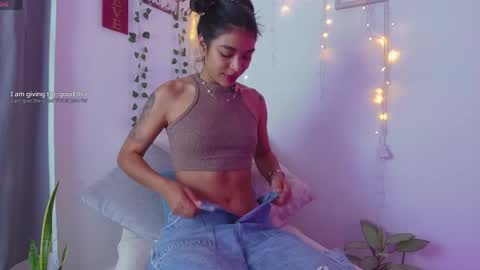 Nicolle online show from 05/15/26, 12:12
