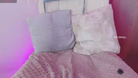 Snapshot of nicolle_swt chatting on 06/27/26, 12:22 Nicolle online show from 06/27/26, 12:22