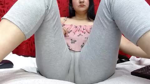 NICOLLE online show from 02/17/26, 11:00