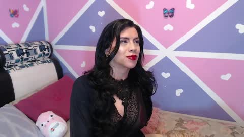 NICOLLETH  online show from 04/05/26, 11:18